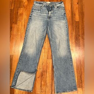 Woman’s Zara Jeans Size 8